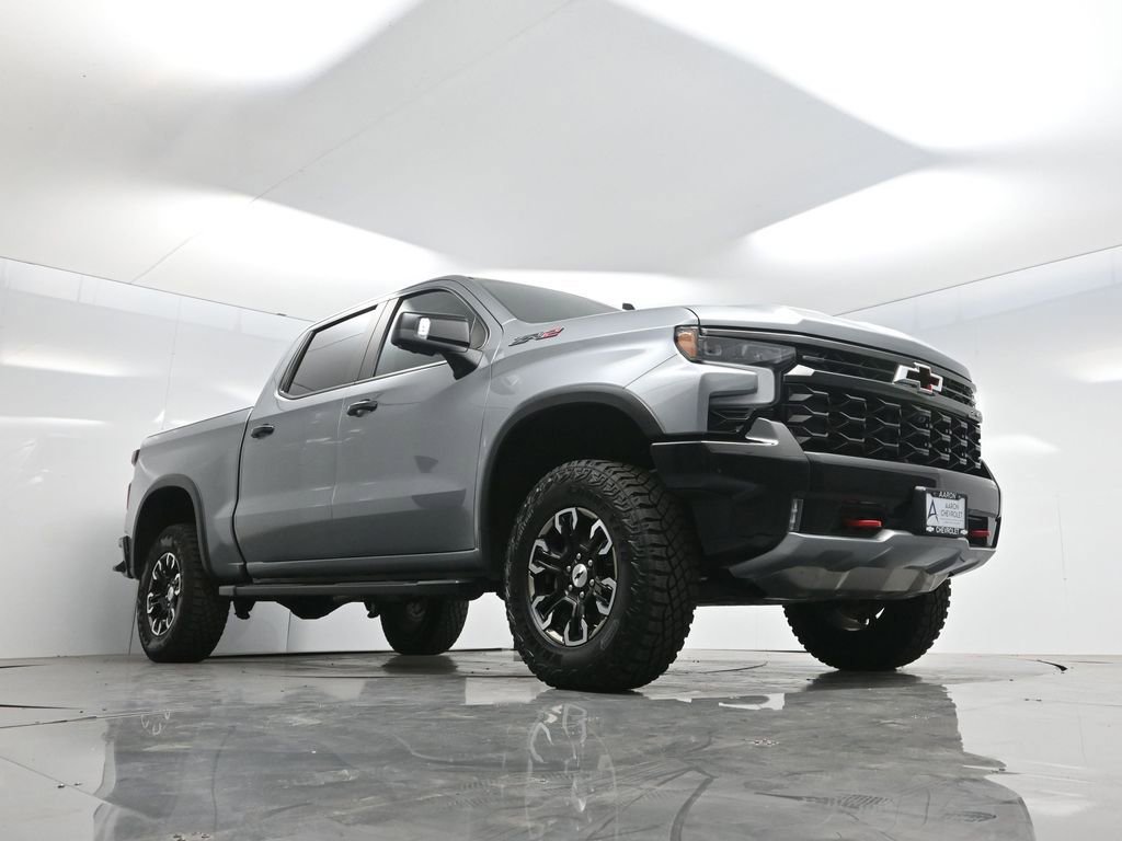 Used 2024 Chevrolet Silverado 1500 ZR2 w/ Technology Package image 65
