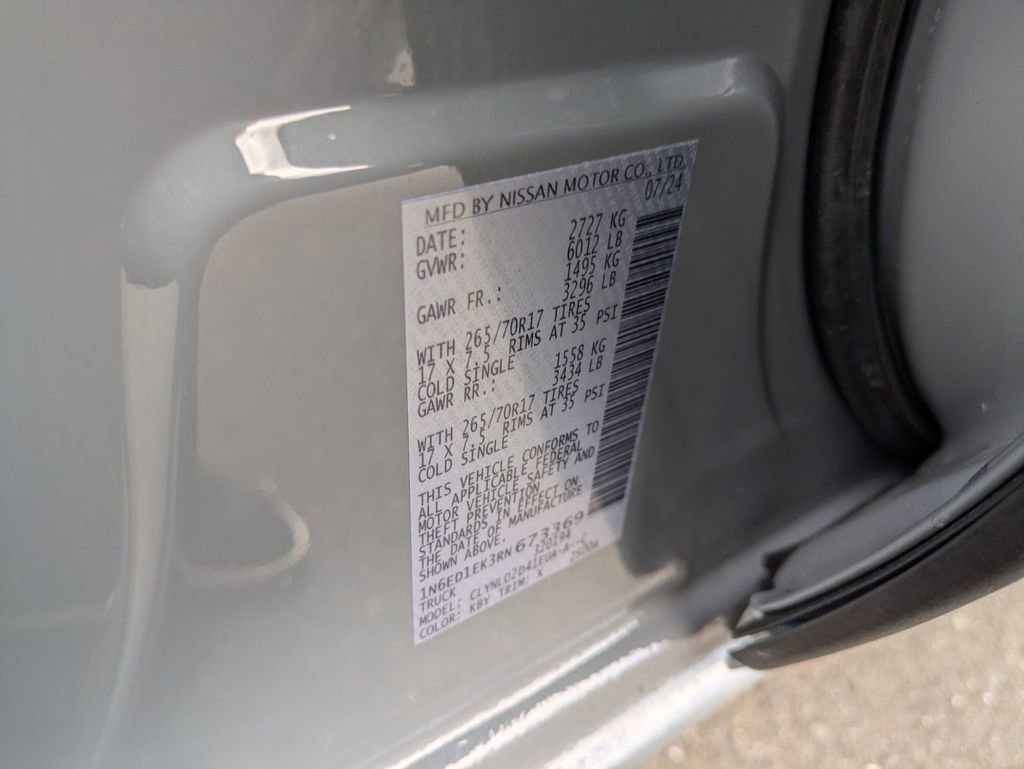 Used 2024 Nissan Frontier PRO-4X w/ Technology Package image 27