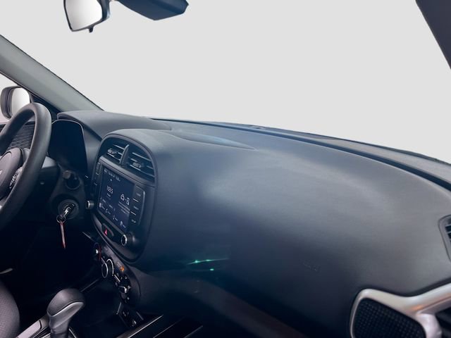 Certified 2025 Kia Soul S FWD image 27