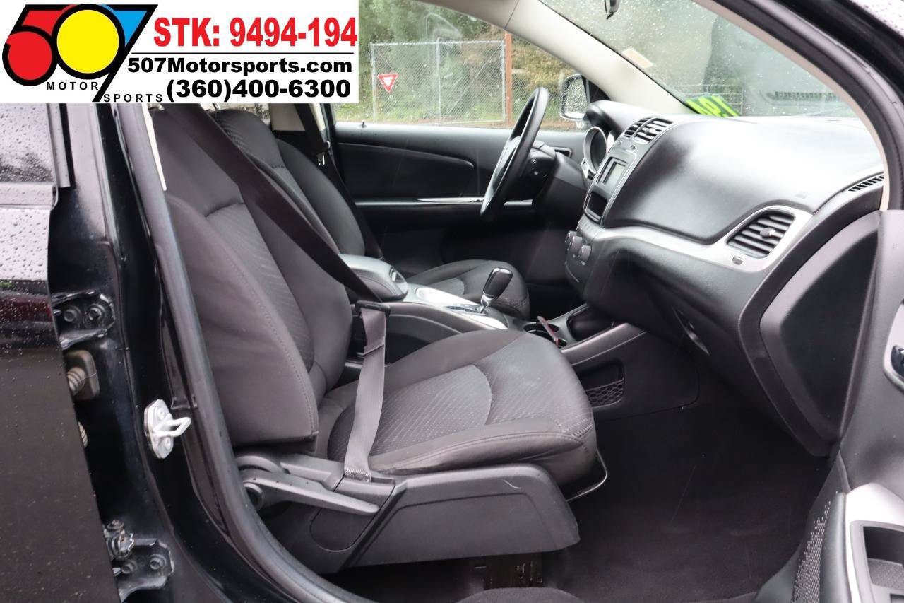 Used 2015 Dodge Journey SXT w/ Flexible Seating Group FWD image 20