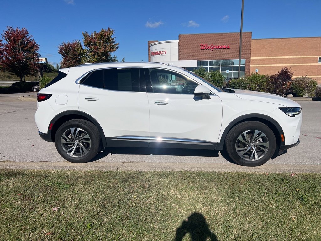 Used 2023 Buick Envision Essence image 4
