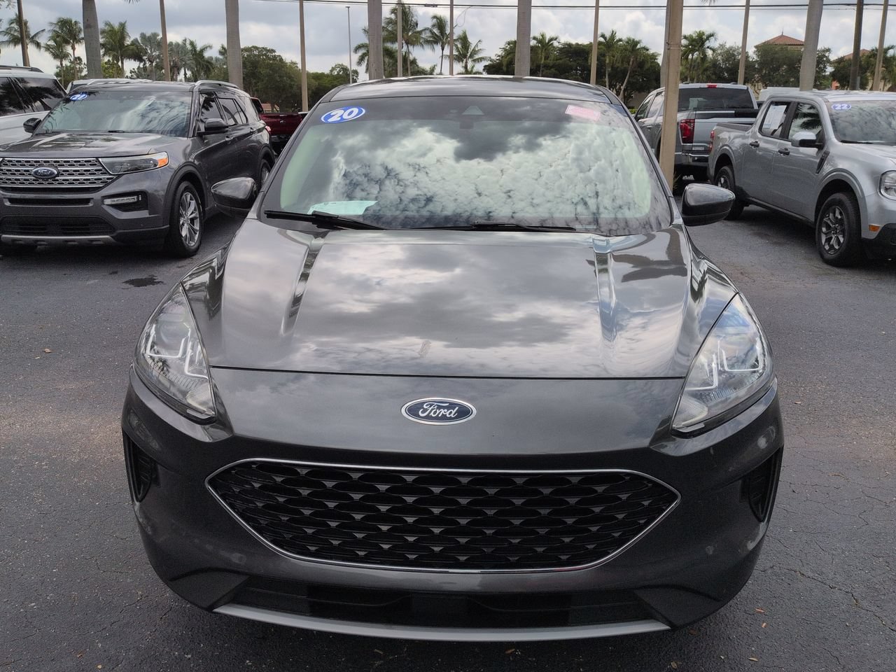 Used 2020 Ford Escape SE FWD image 9