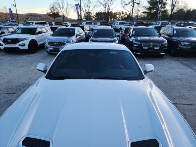 Used 2018 Ford Mustang EcoBoost image 3