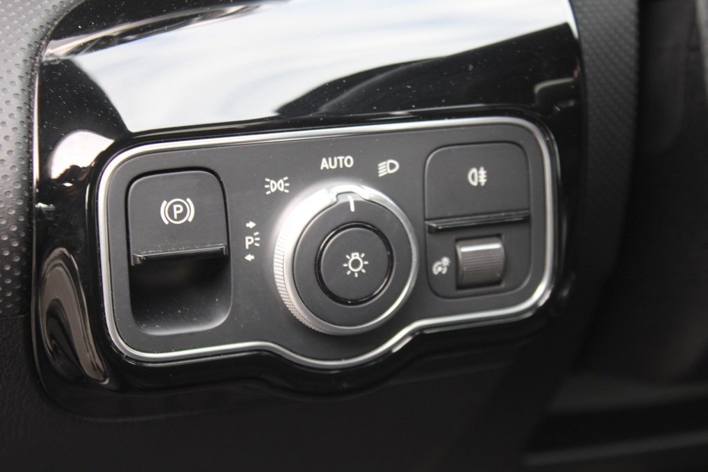 Used 2024 Mercedes-Benz CLA 250 image 20