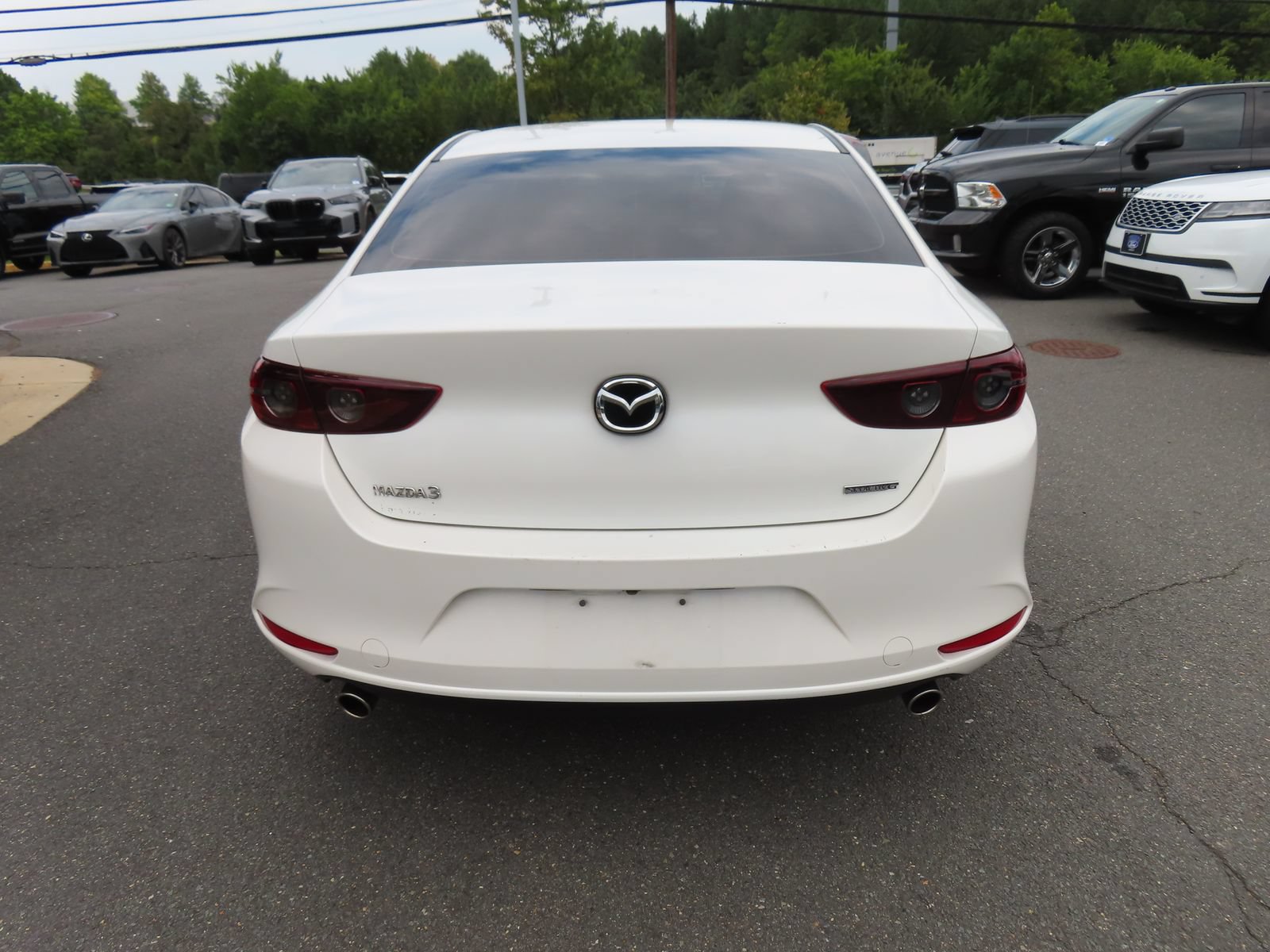 Used 2020 MAZDA MAZDA3 Sedan FWD image 11