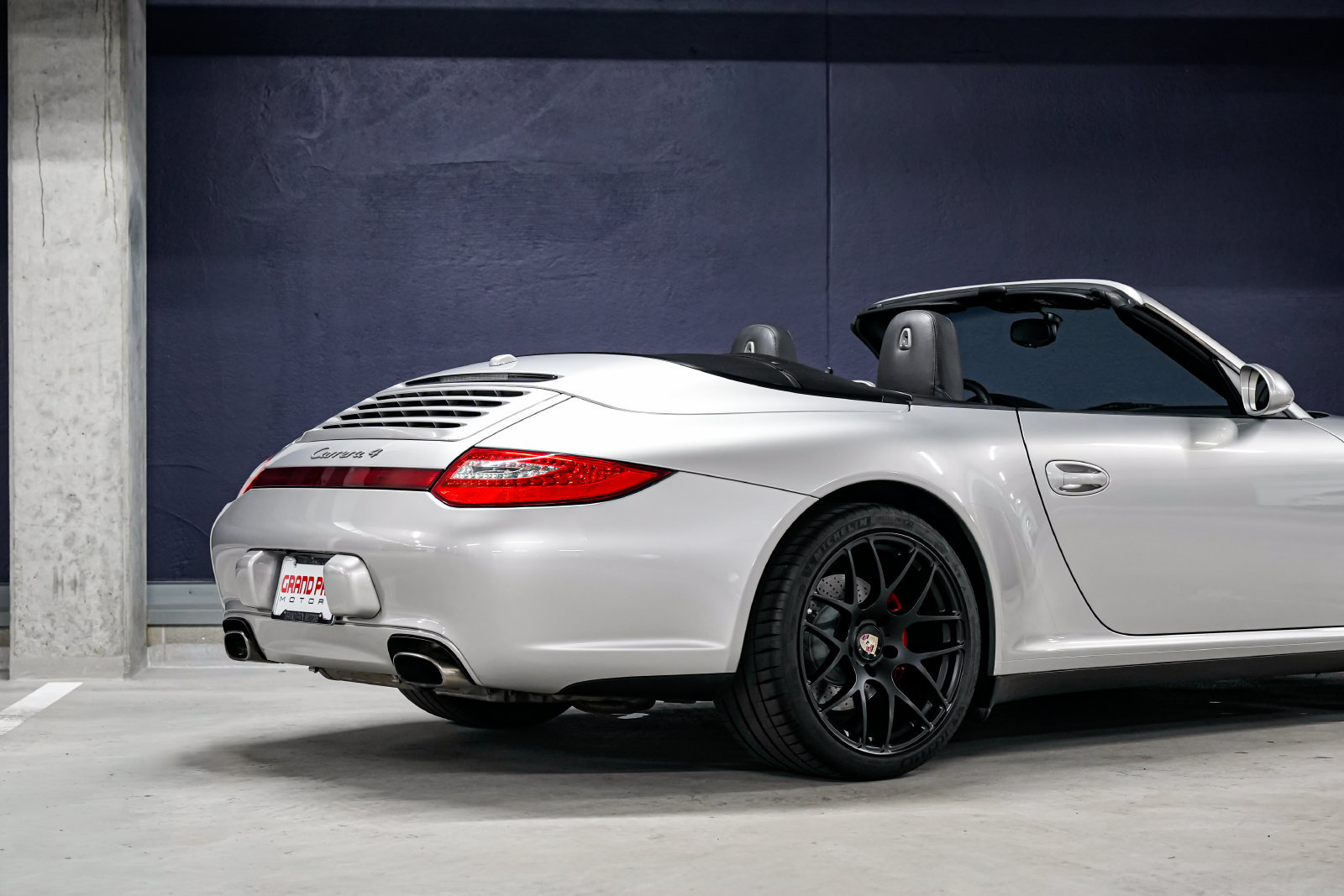Used 2009 Porsche 911 Carrera 4 AWD/4WD image 32