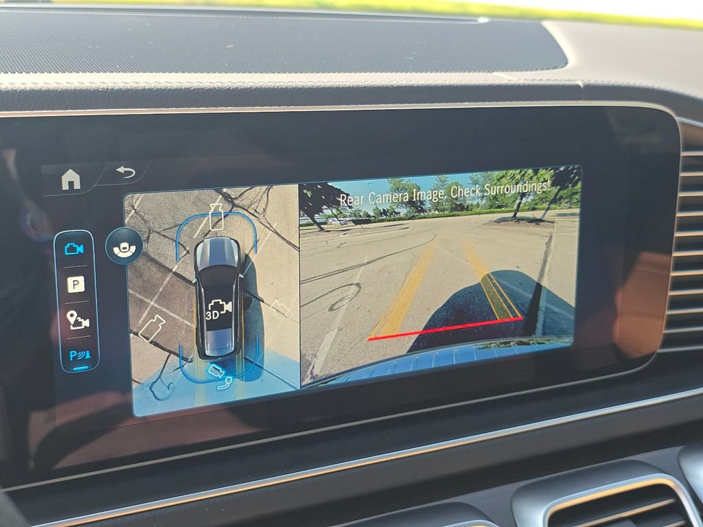New 2026 Mercedes-Benz GLS 580 4MATIC image 33