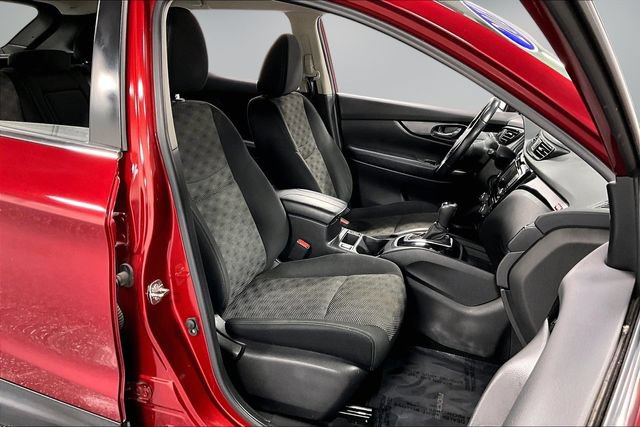 Used 2019 Nissan Rogue Sport SV w/ All-Weather Package AWD/4WD image 26