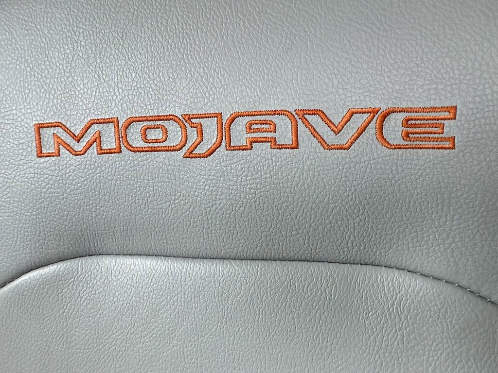 Used 2021 Jeep Gladiator Mojave AWD/4WD image 24