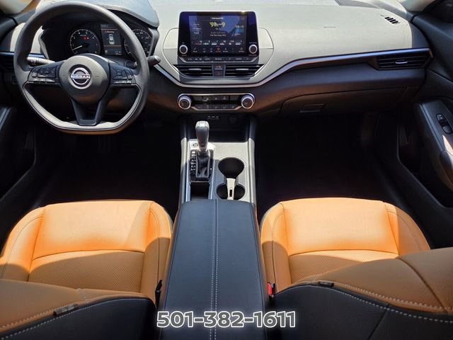 Used 2025 Nissan Altima 2.5 S FWD image 14