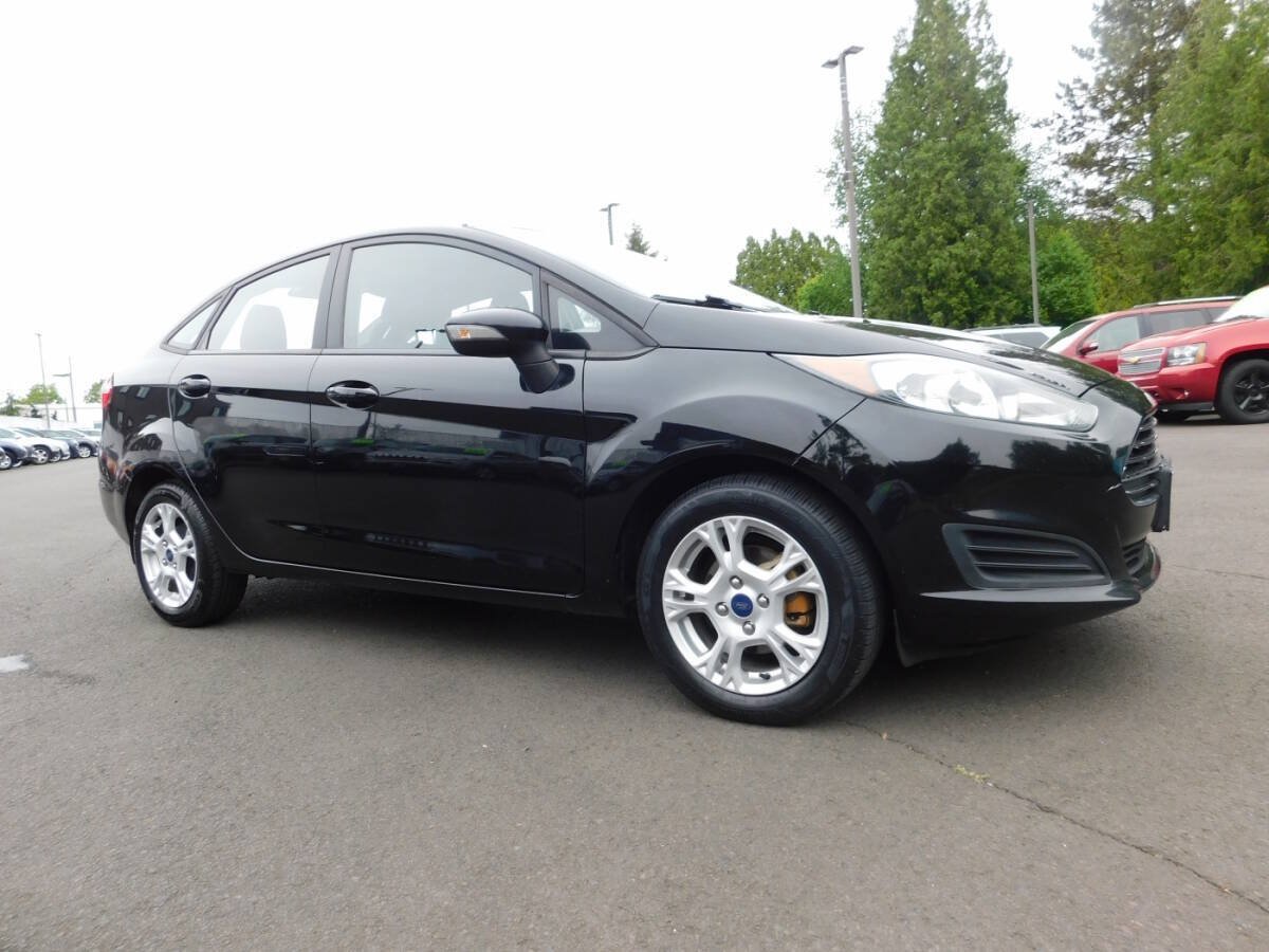 Used 2016 Ford Fiesta SE
