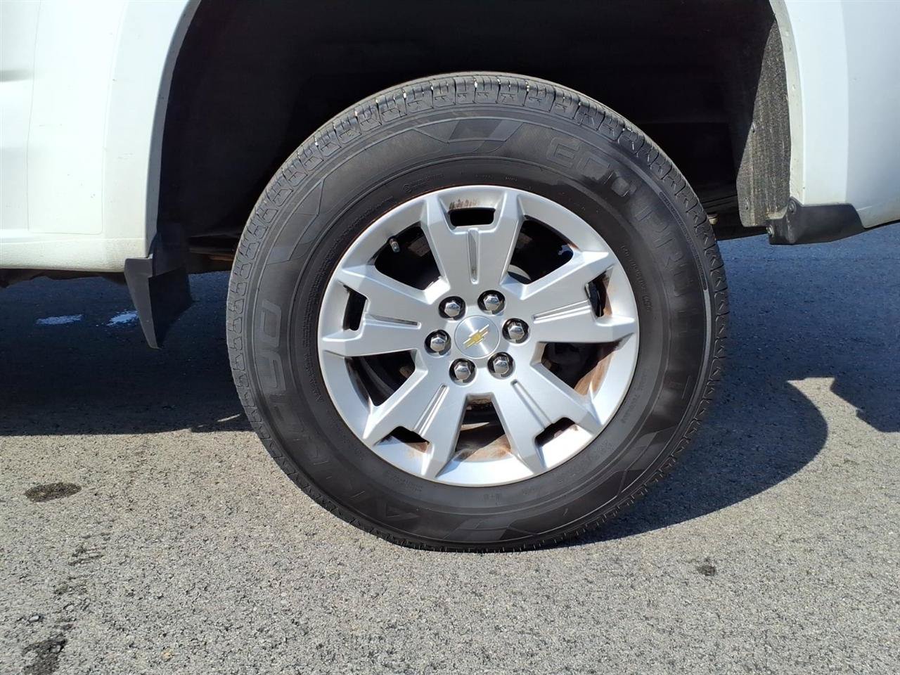 Used 2021 Chevrolet Colorado LT w/ Safety Package RWD image 5