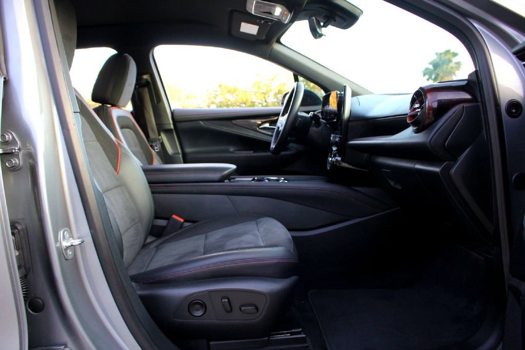 Used 2024 Chevrolet Blazer EV RS image 21