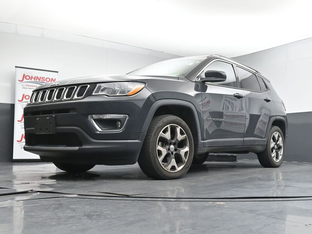 Used 2018 Jeep Compass Limited w/ Navigation Group AWD/4WD image 20