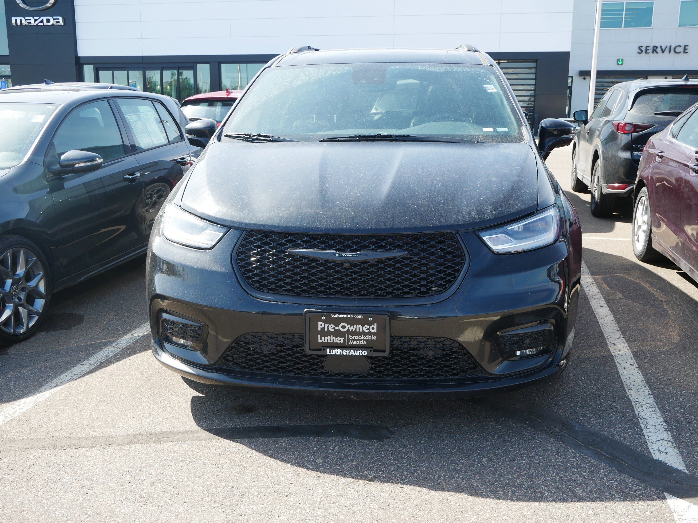 Used 2024 Chrysler Pacifica Premium video 2