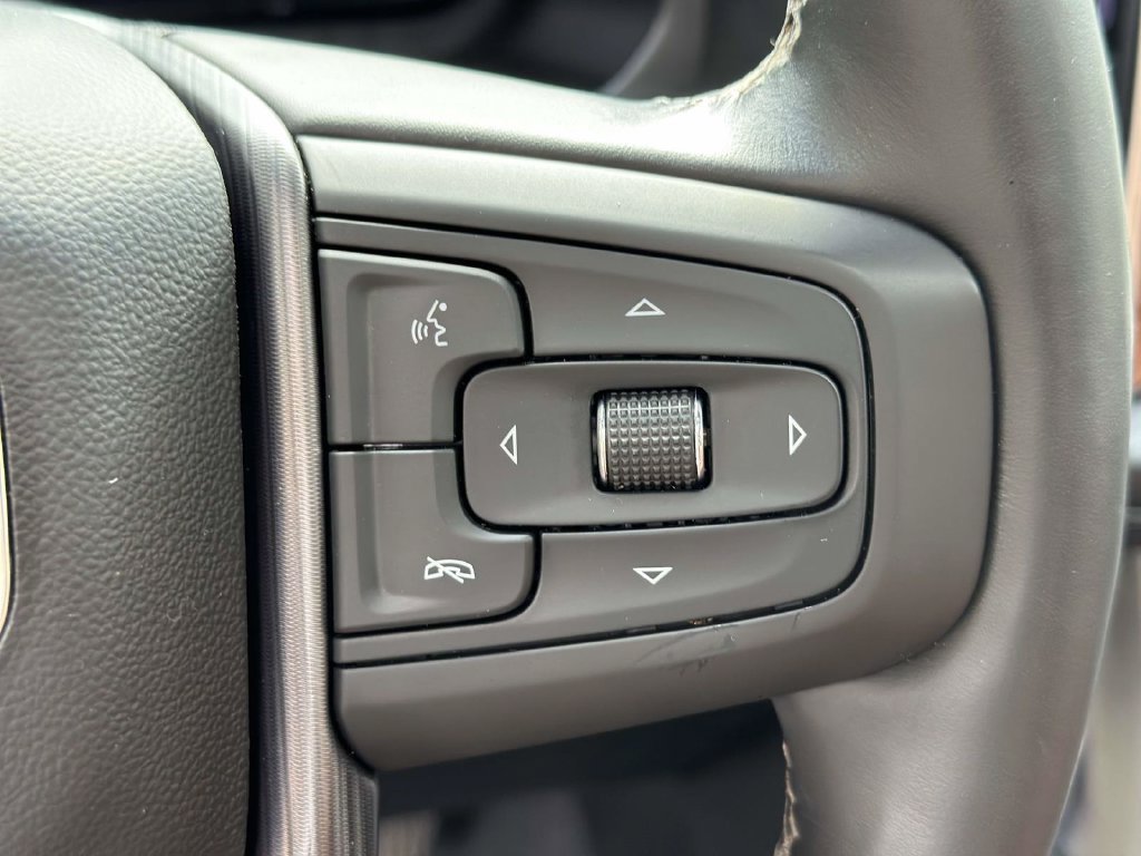 Used 2023 GMC Yukon Denali Ultimate AWD/4WD image 38