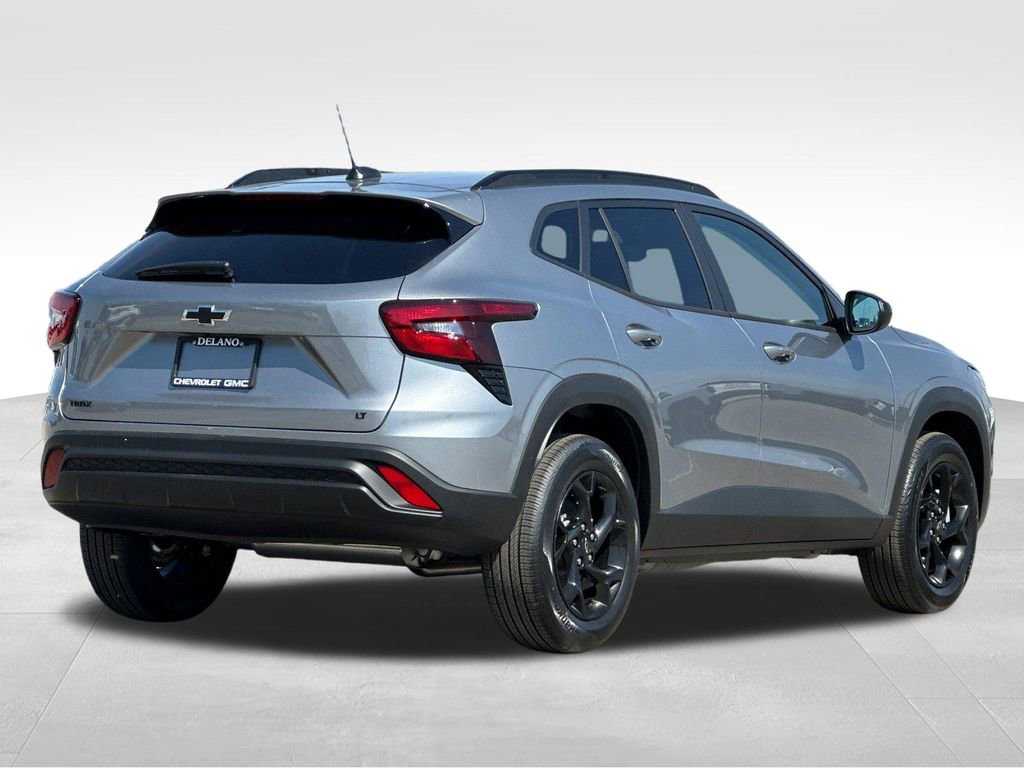 New 2026 Chevrolet Trax LT w/ Midnight Edition image 5