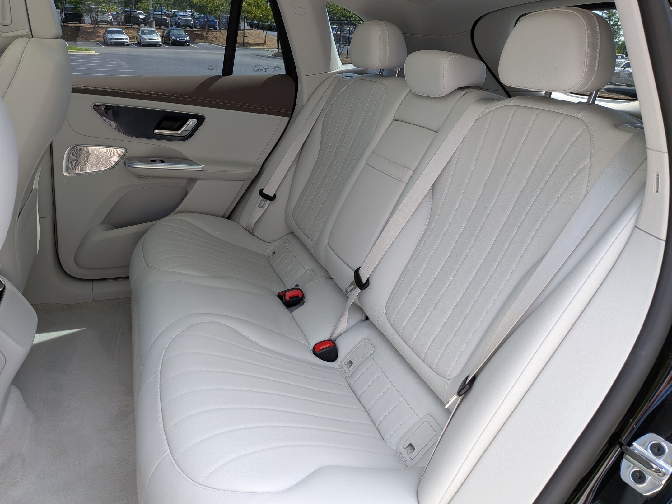 Certified 2023 Mercedes-Benz EQE 500 4MATIC SUV image 31