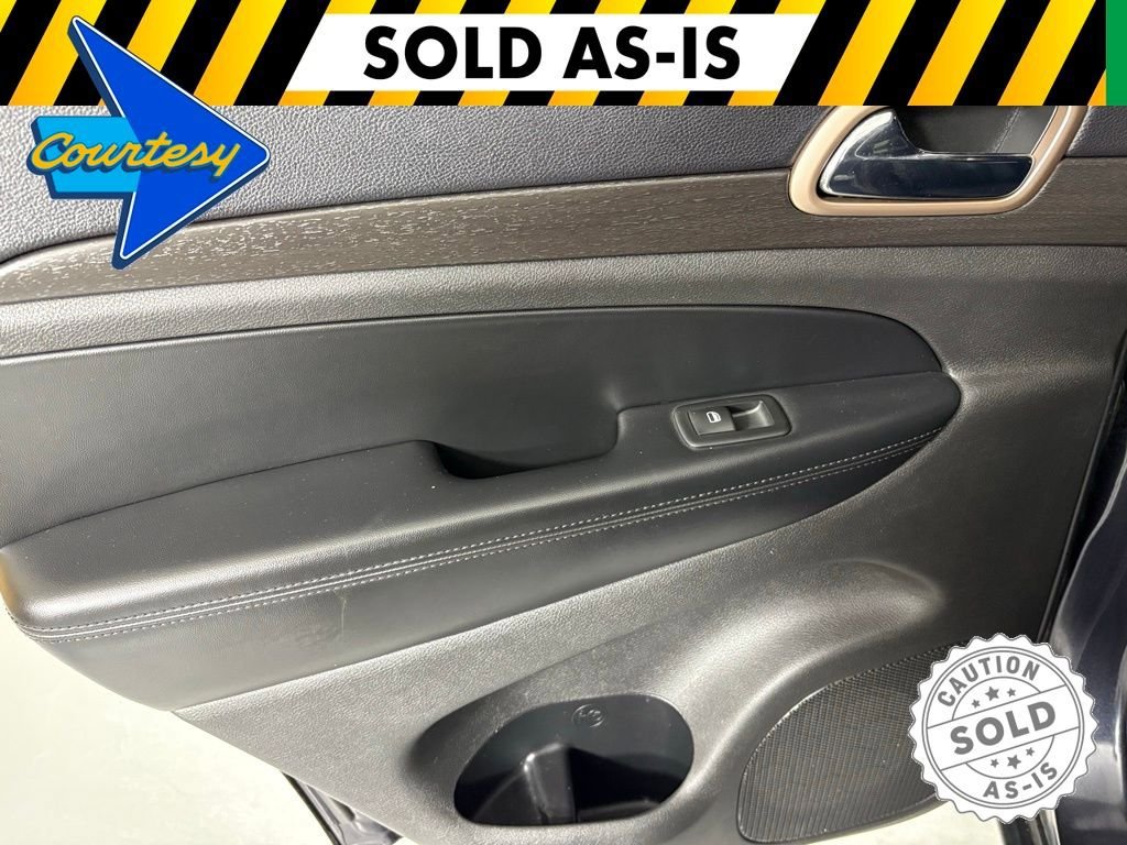 Used 2016 Jeep Grand Cherokee Laredo w/ Quick Order Package 23E RWD image 31
