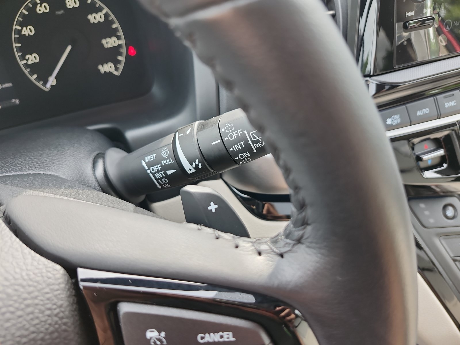 Used 2025 Honda Odyssey Touring image 30