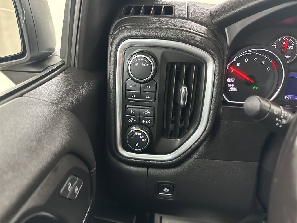 Used 2020 Chevrolet Silverado 1500 LT Trail Boss image 36