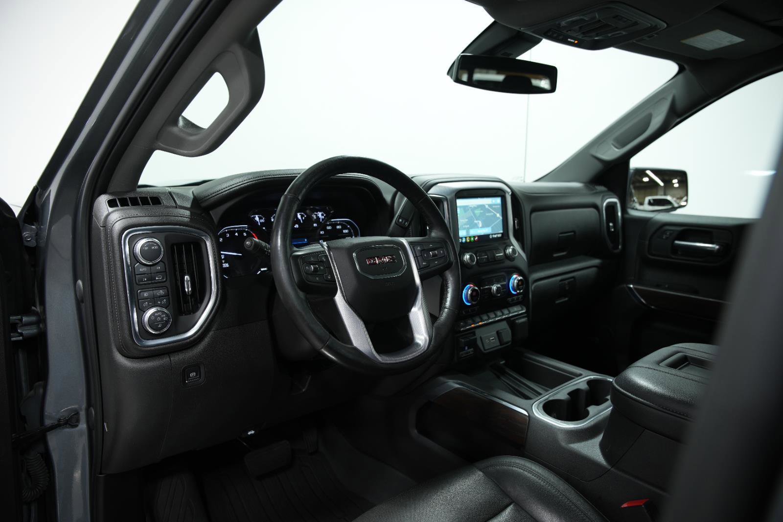 Used 2020 GMC Sierra 1500 SLT w/ SLT Premium Plus Package image 27