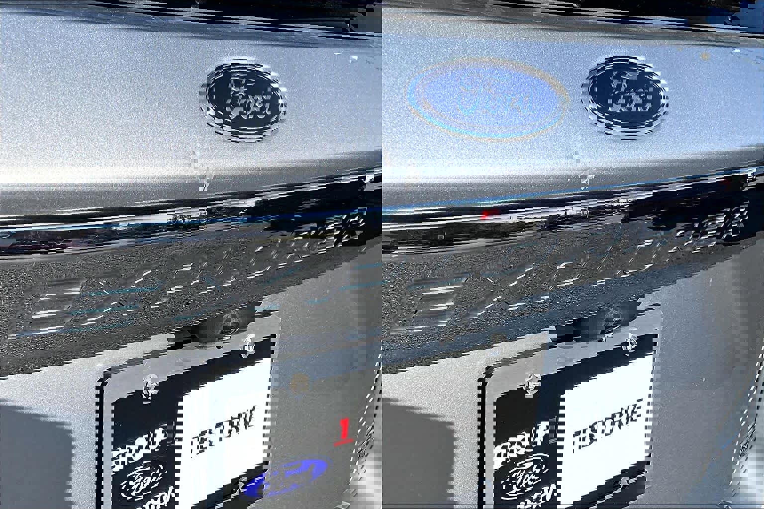 Used 2021 Ford Explorer Limited w/ Hybrid Equipment Group 310A image 31