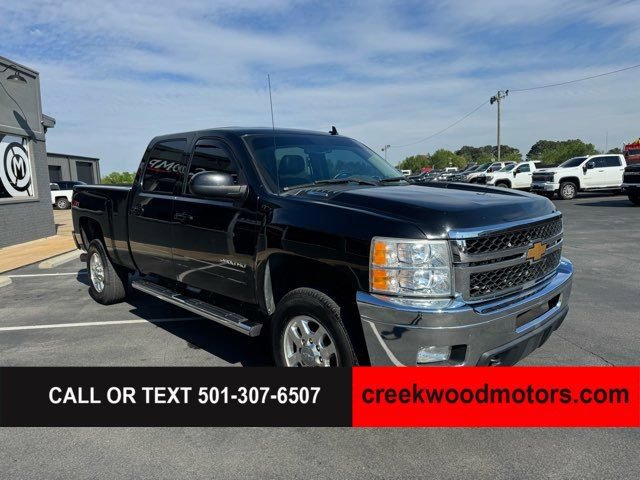 Used 2014 Chevrolet Silverado 2500 LTZ w/ LTZ Plus Package AWD/4WD image 2