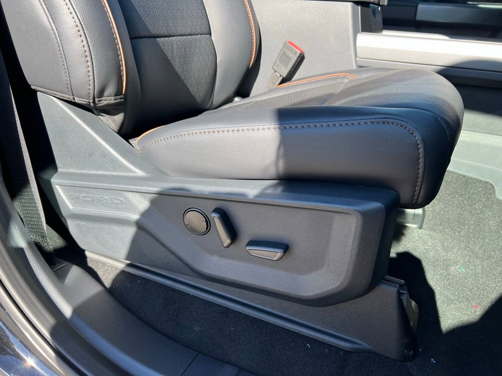 New 2026 Ford F250 Lariat image 23