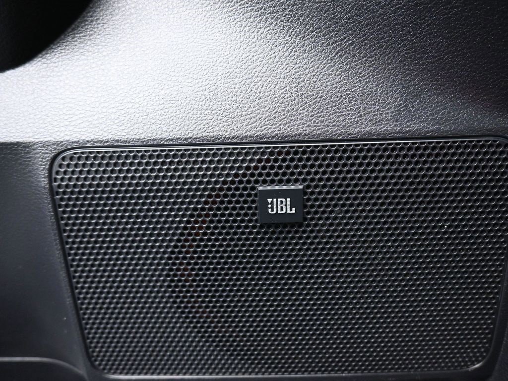 Used 2021 Toyota Tundra Platinum image 11