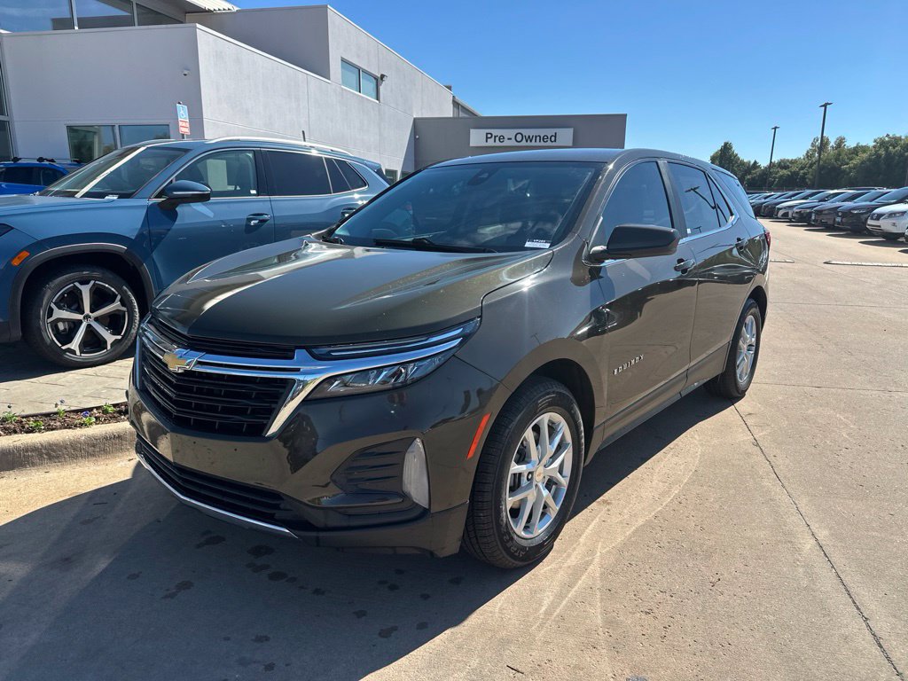 Used 2023 Chevrolet Equinox LT FWD image 1