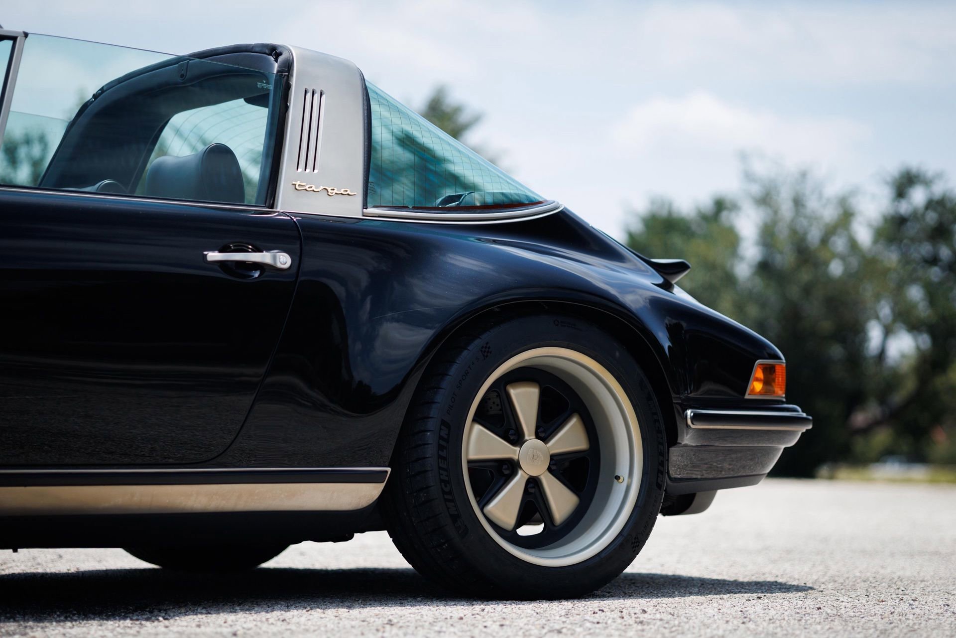 Used 1992 Porsche 911 Targa RWD image 24