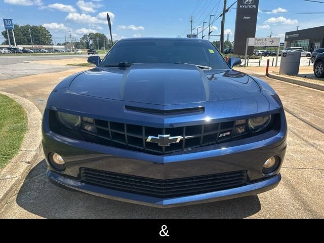 Used 2010 Chevrolet Camaro SS w/ RS Package RWD image 3