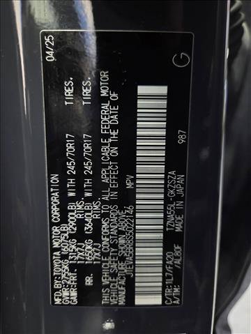 Certified 2025 Toyota 4Runner SR5 AWD/4WD image 23