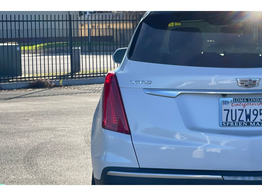 Used 2017 Cadillac XT5 Luxury w/ Driver Awareness Package image 49