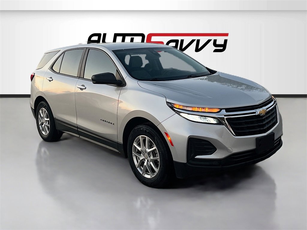 Used 2022 Chevrolet Equinox LS w/ LS Convenience Package image 1