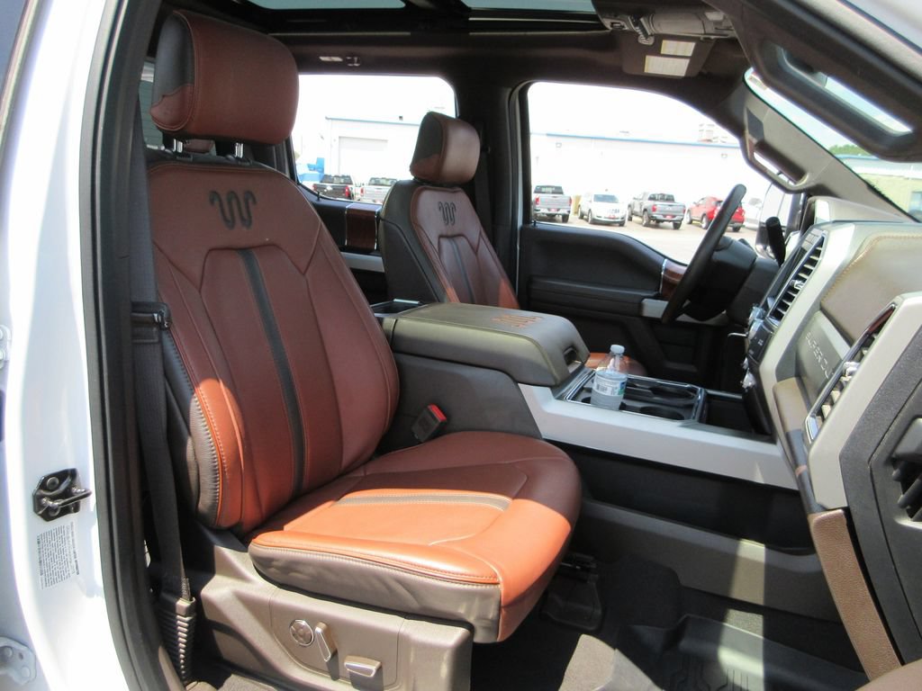 Used 2019 Ford F350 King Ranch w/ King Ranch Ultimate Package AWD/4WD image 27