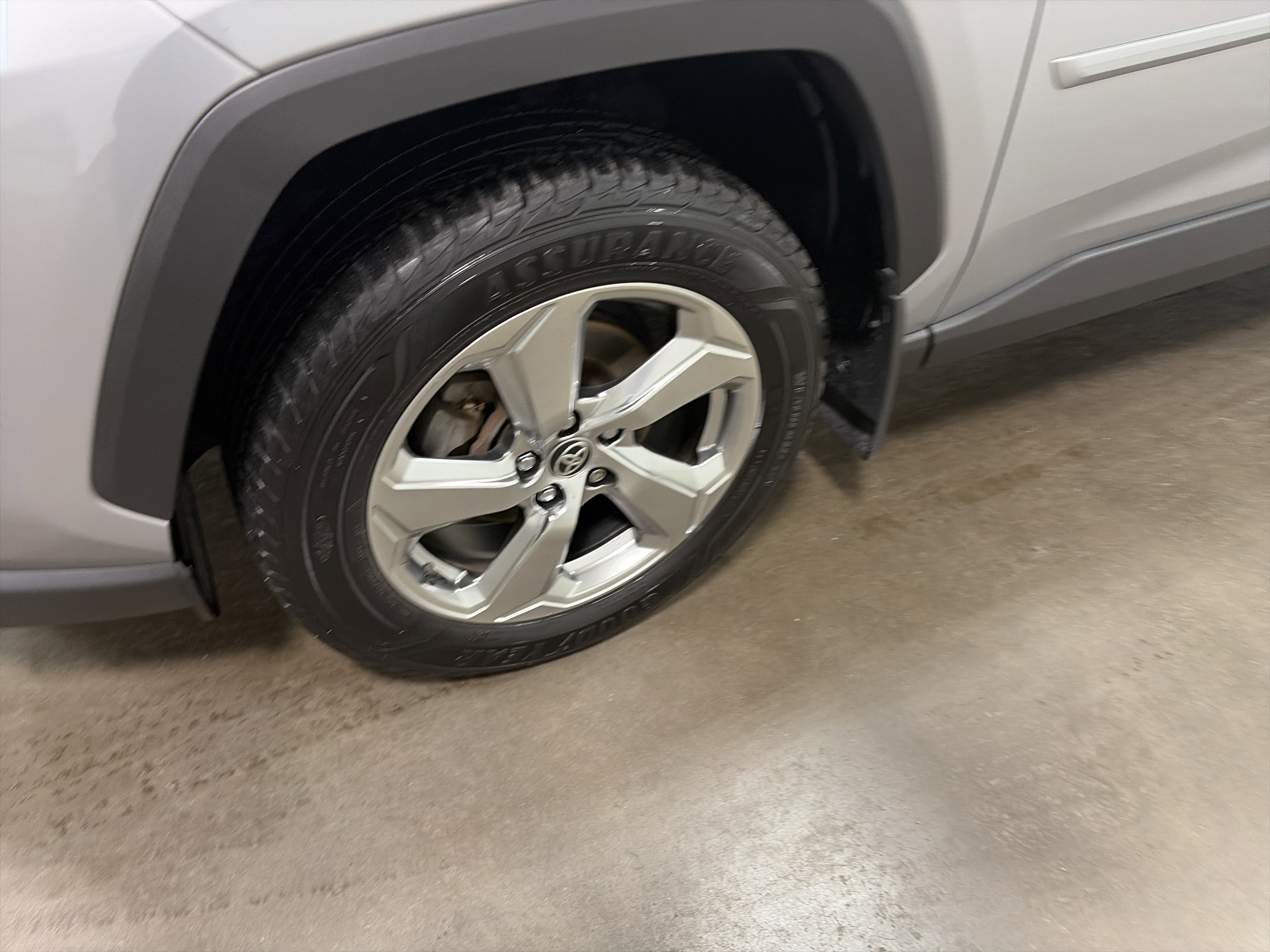 Used 2021 Toyota RAV4 Limited w/ Limited Grade Weather Package image 9