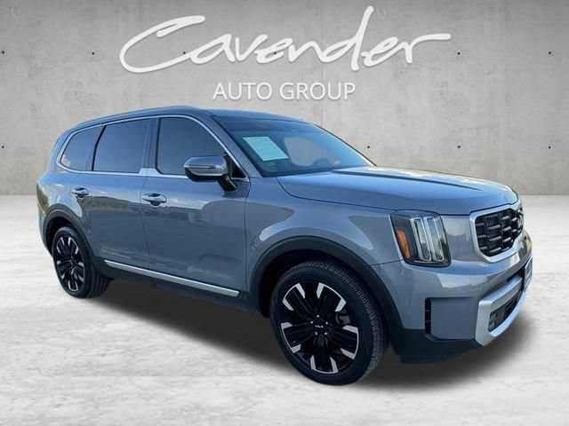 Used 2024 Kia Telluride SX FWD image 2