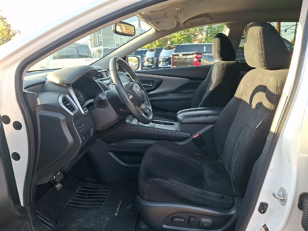 Used 2019 Nissan Murano SV AWD/4WD image 13