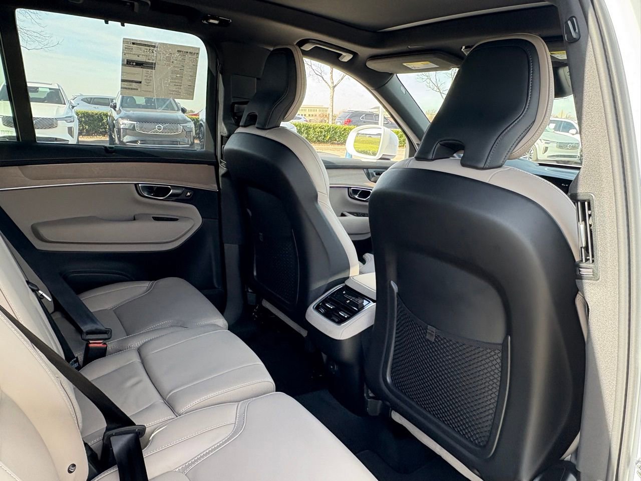 New 2026 Volvo XC90 B6 Ultra w/ Protection Package AWD/4WD image 34