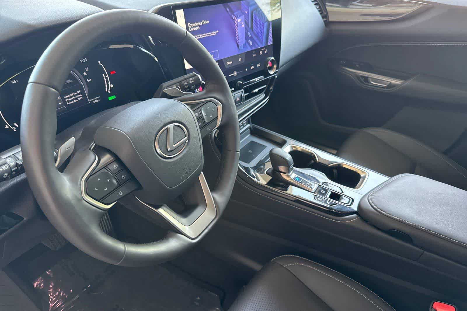 Used 2024 Lexus NX 350h AWD w/ Vision Package image 12