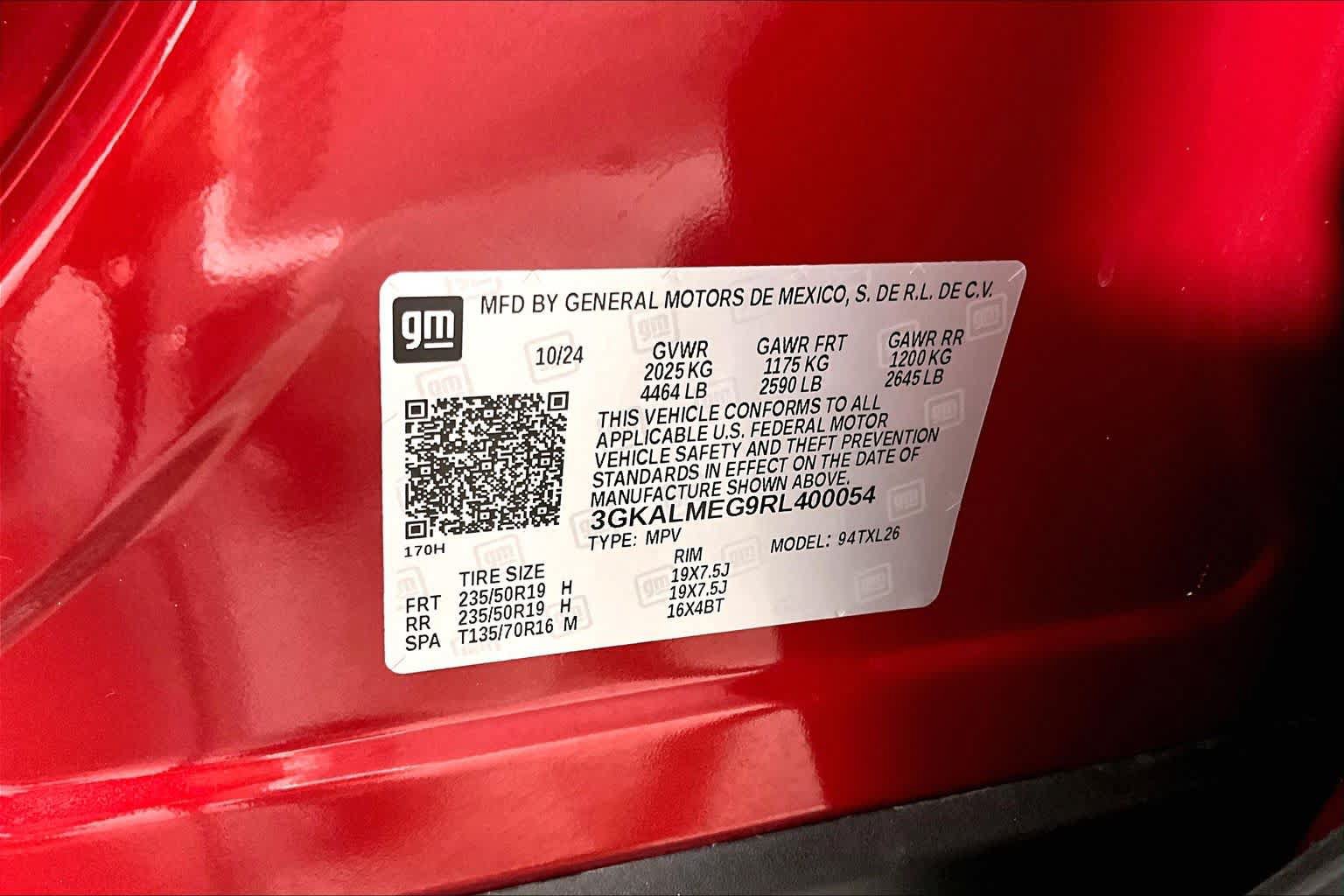 Used 2024 GMC Terrain SLE w/ Driver Convenience Package FWD image 35