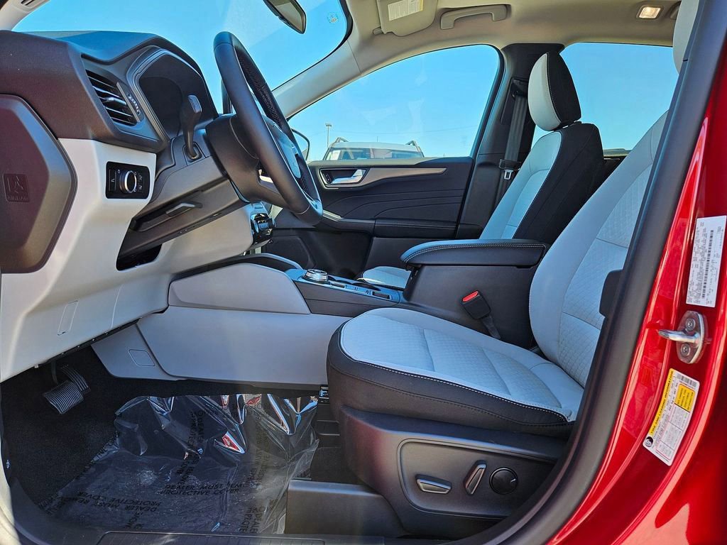 New 2026 Ford Escape Active w/ Active Premium Tech Pack image 10