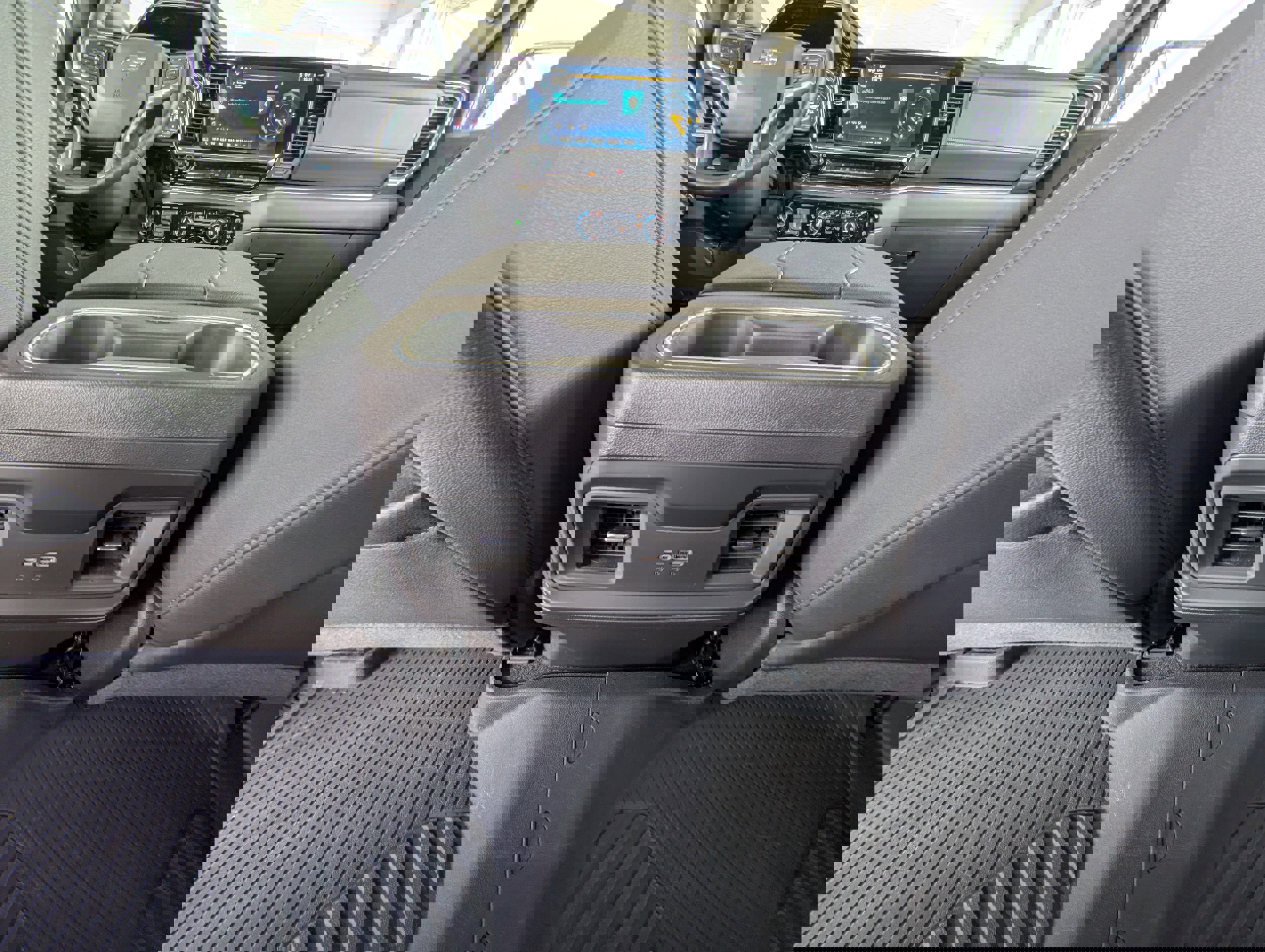 Used 2024 Chevrolet Silverado 1500 LT Trail Boss w/ Convenience Package II image 13