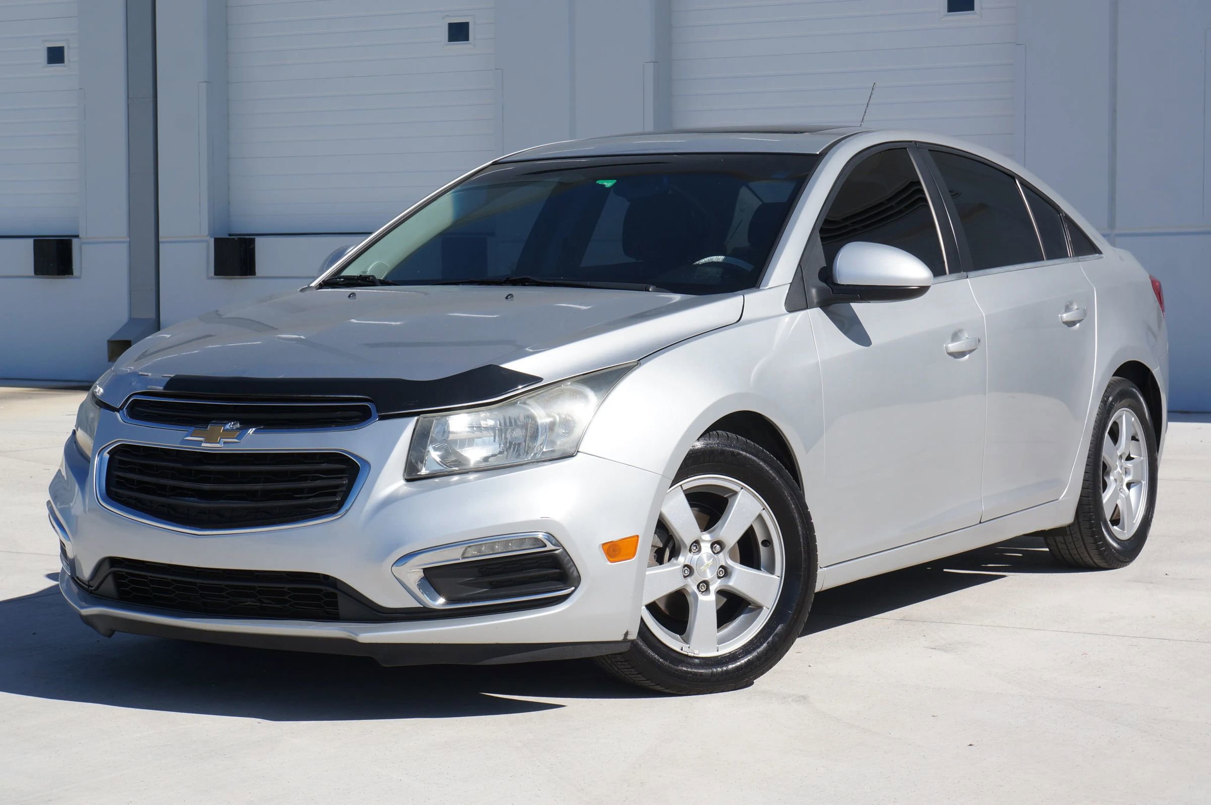 Used 2015 Chevrolet Cruze LT w/ Sun And Sound Package image 6