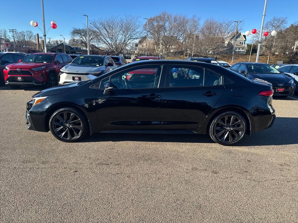 Used 2023 Toyota Corolla SE image 4