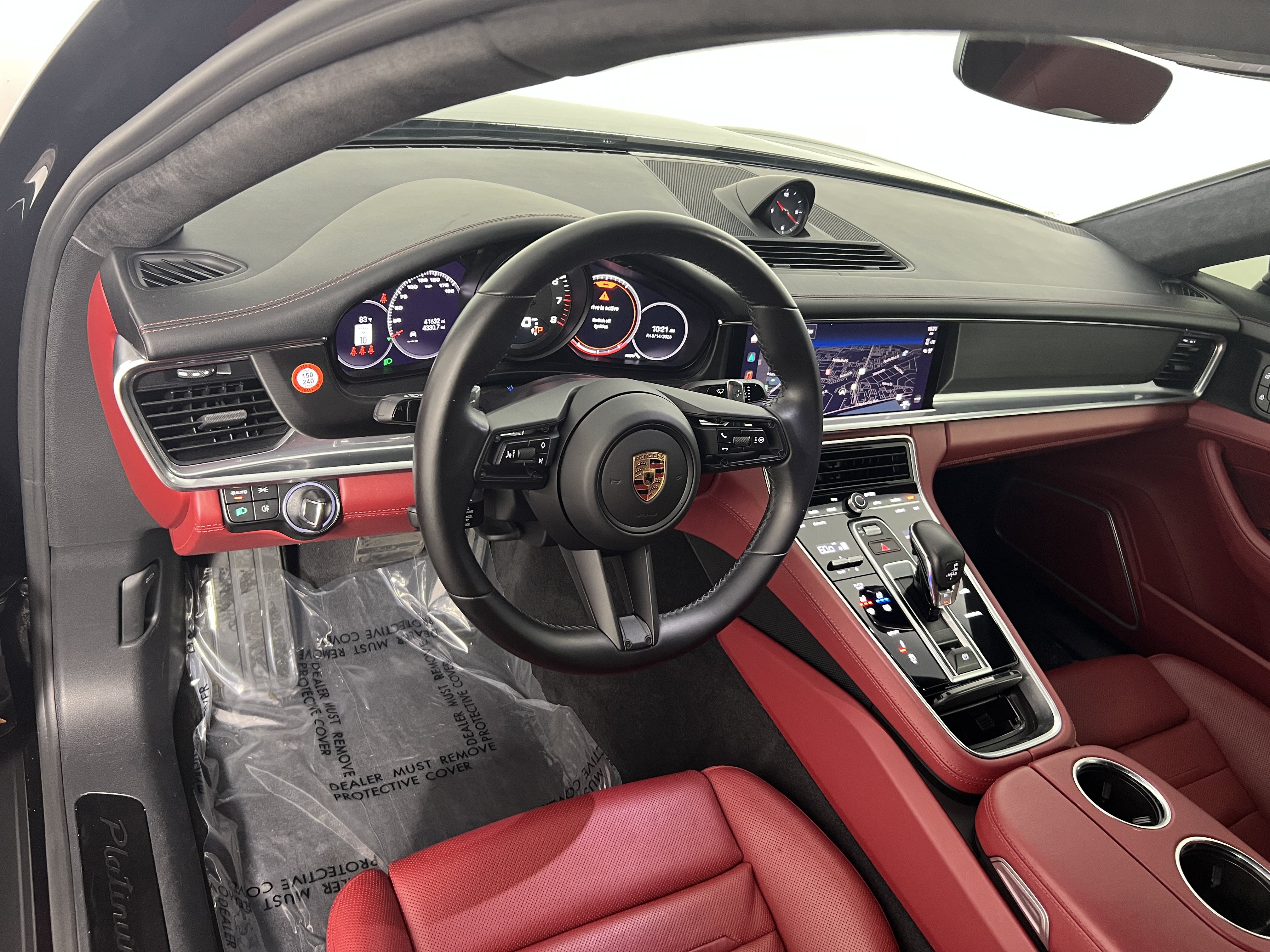 Certified 2023 Porsche Panamera 4 AWD/4WD image 4