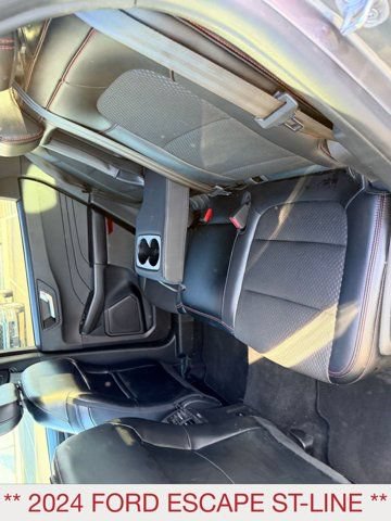 Used 2024 Ford Escape ST-Line AWD/4WD image 14
