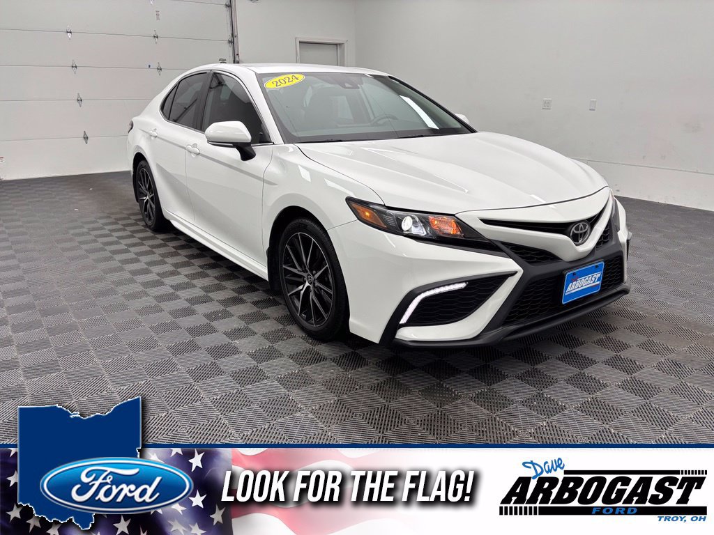 Used 2024 Toyota Camry SE